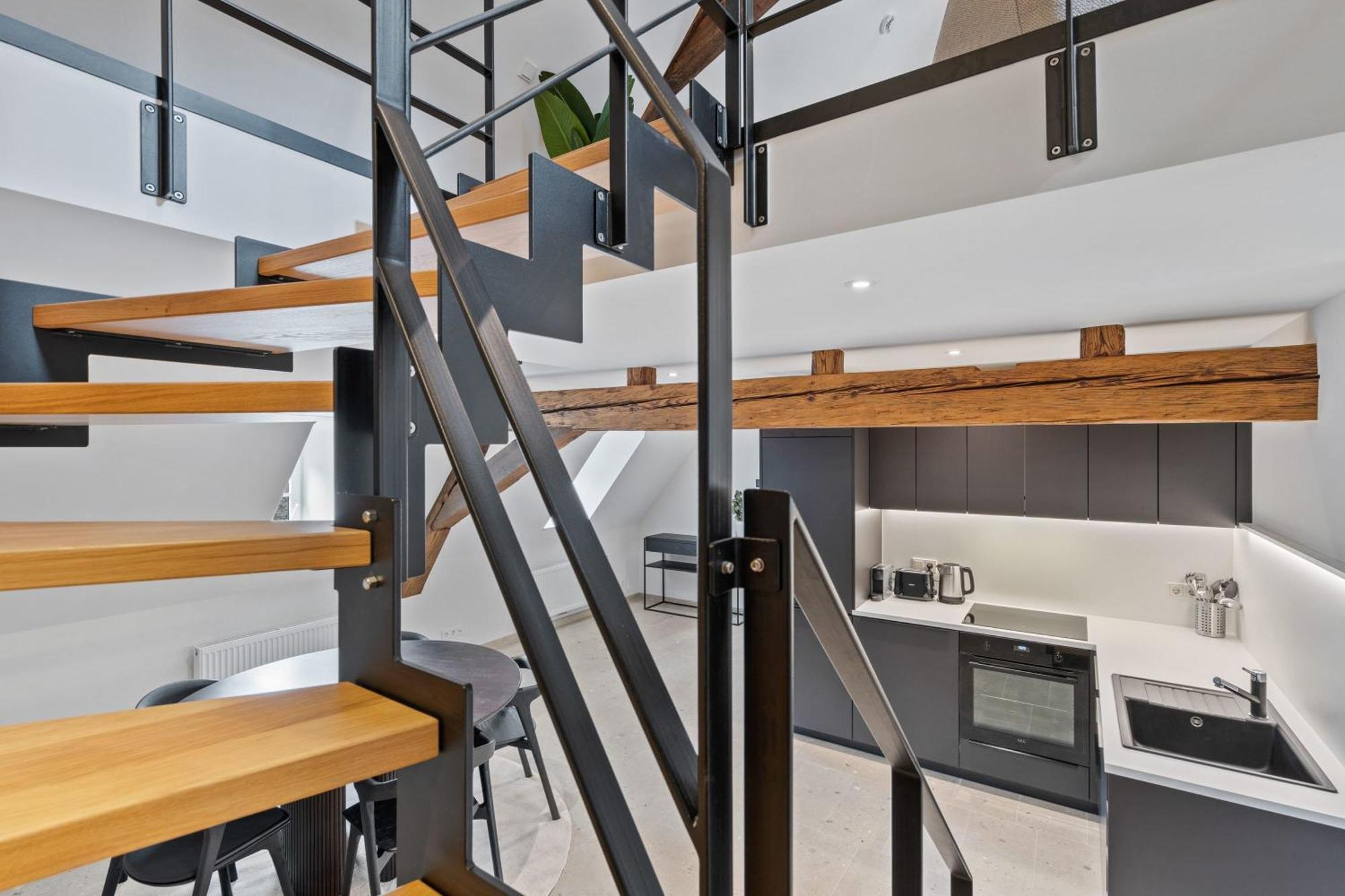 Elegant Clausen Apartment With King Bed & Wifi 룩셈부르크 외부 사진