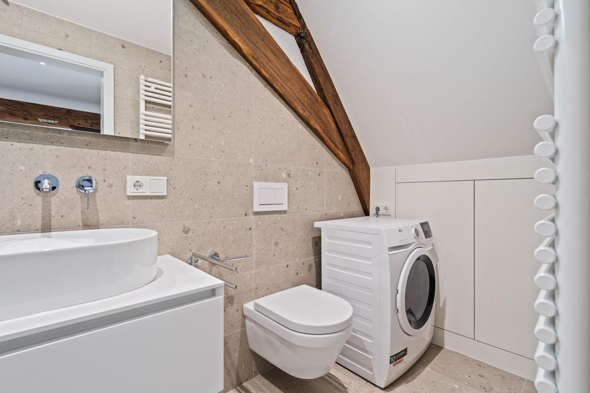 Elegant Clausen Apartment With King Bed & Wifi 룩셈부르크 외부 사진