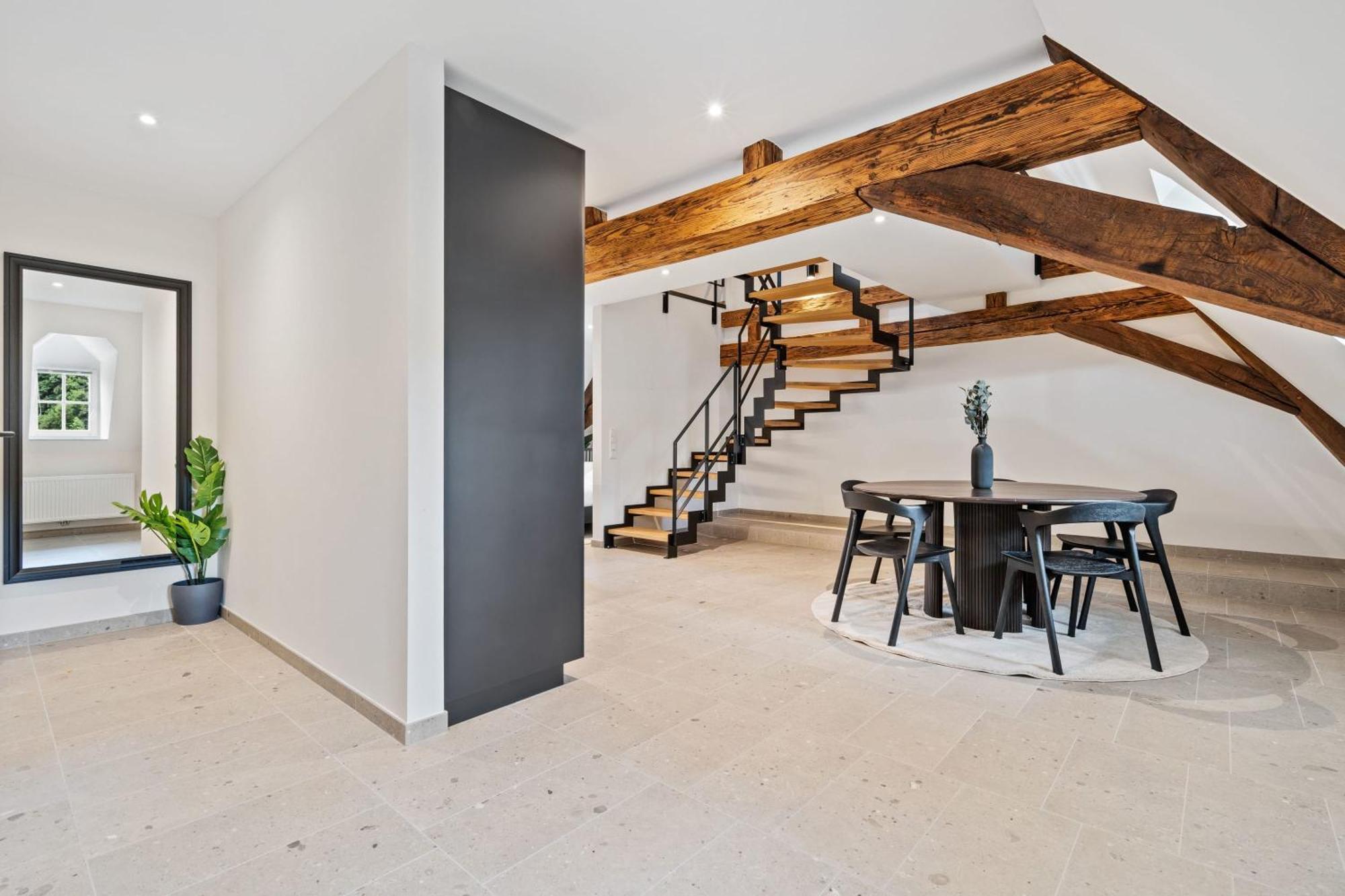 Elegant Clausen Apartment With King Bed & Wifi 룩셈부르크 외부 사진