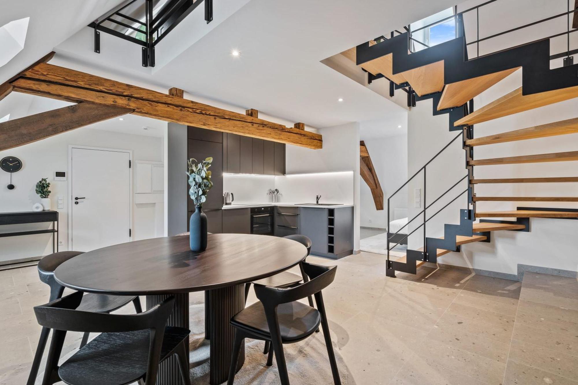 Elegant Clausen Apartment With King Bed & Wifi 룩셈부르크 외부 사진